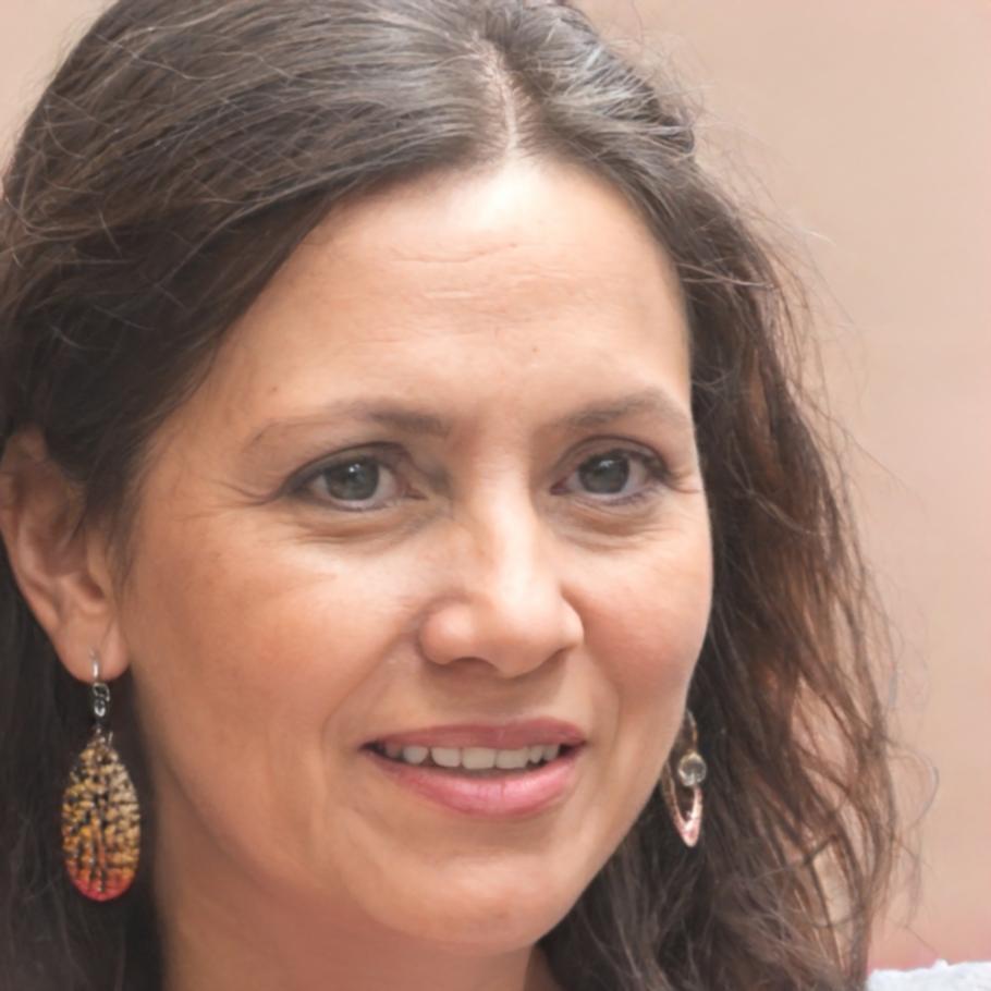 Portrait de Sarah Dumont, consultante en financement d'entreprise